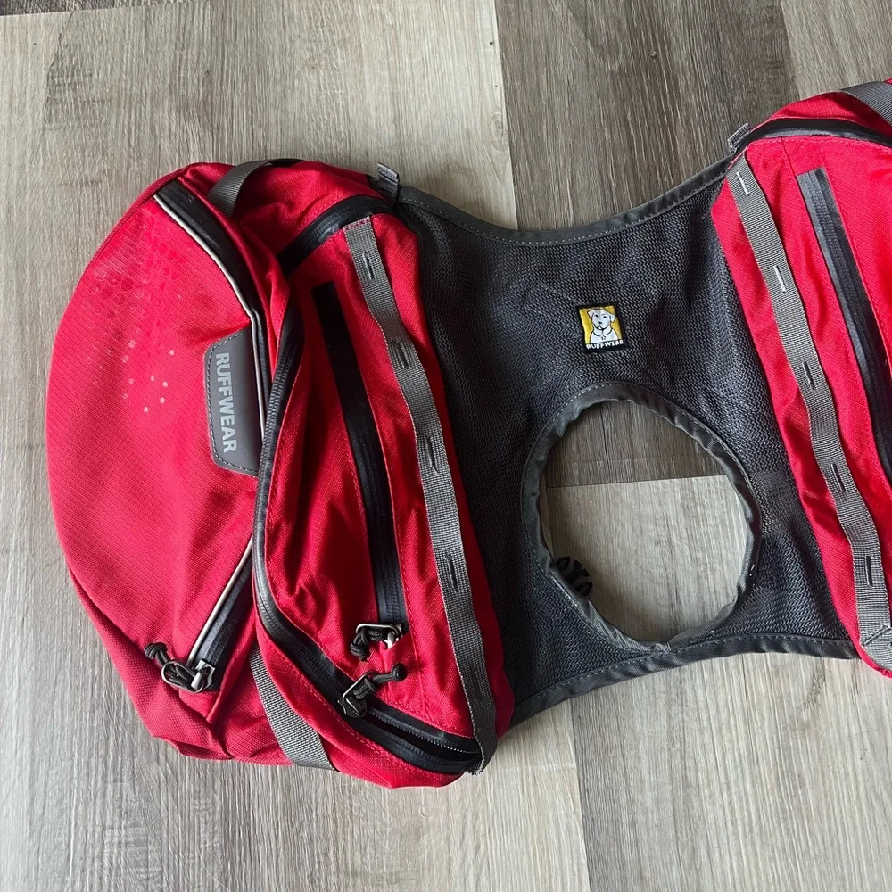 RuffWear Red Crimson Palisades Pack Dog Pack size Medium